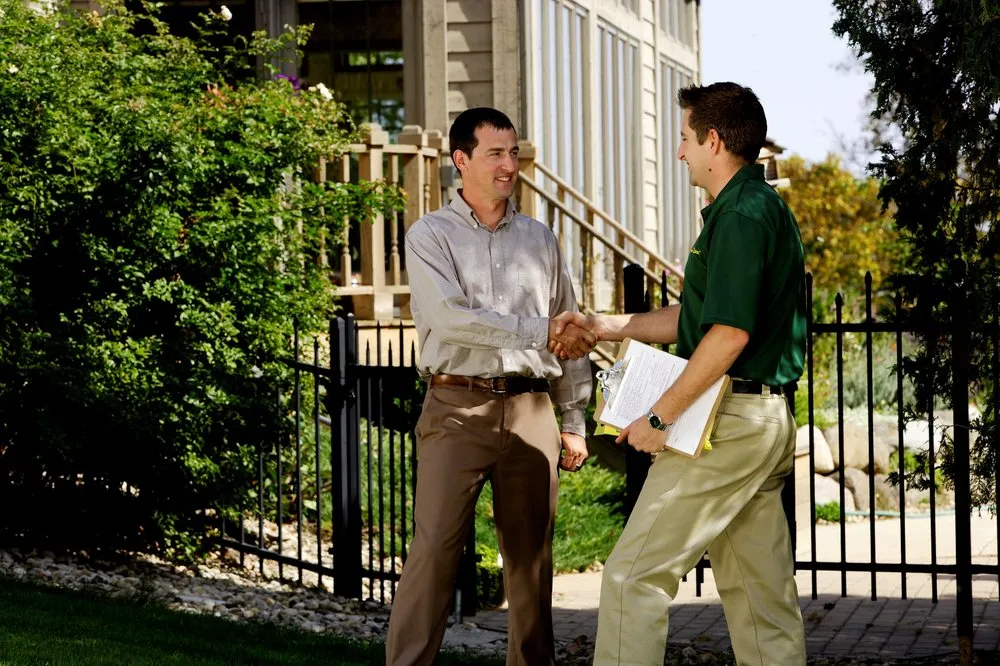 Custom yard maintenance in Wethersfield, CT - Weed Man