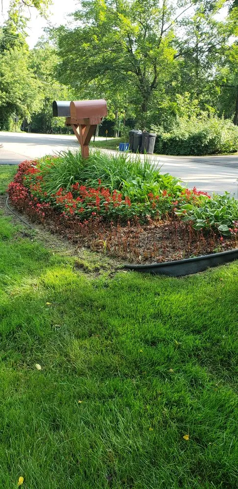 Local residential landscaping in Wixom, MI - Weed Man