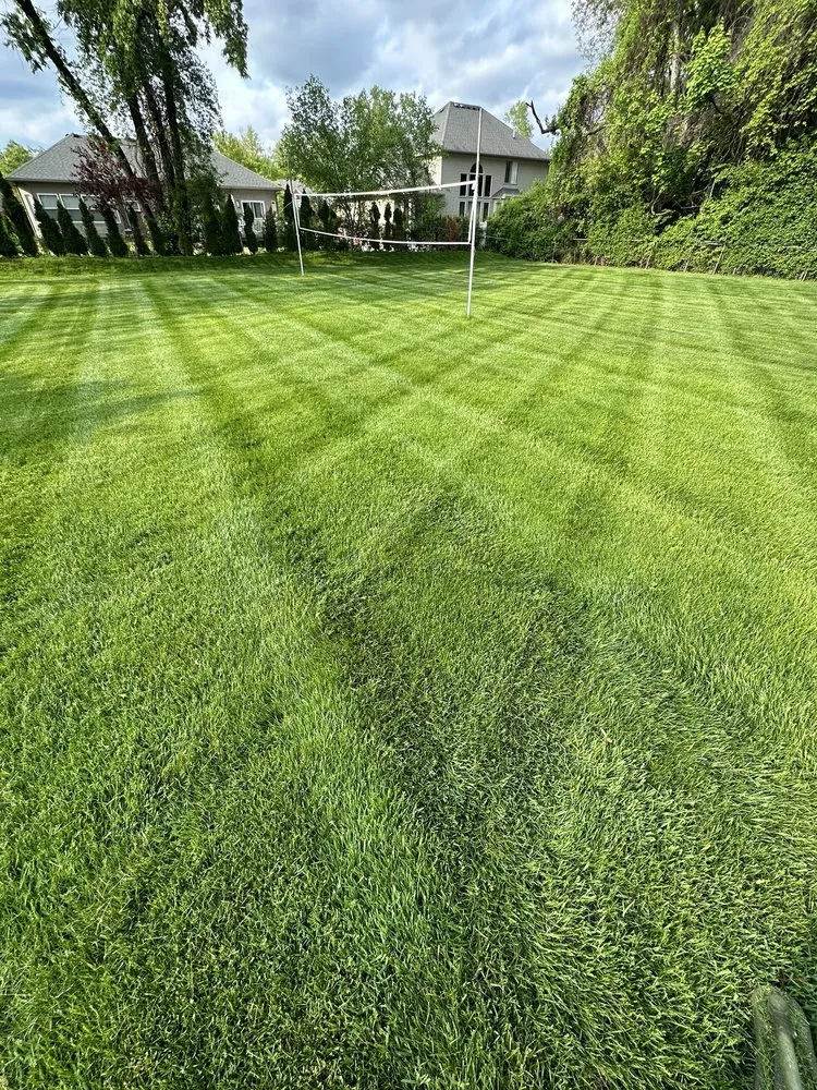 Local landscape design experts serving Wixom, MI - Weed Man