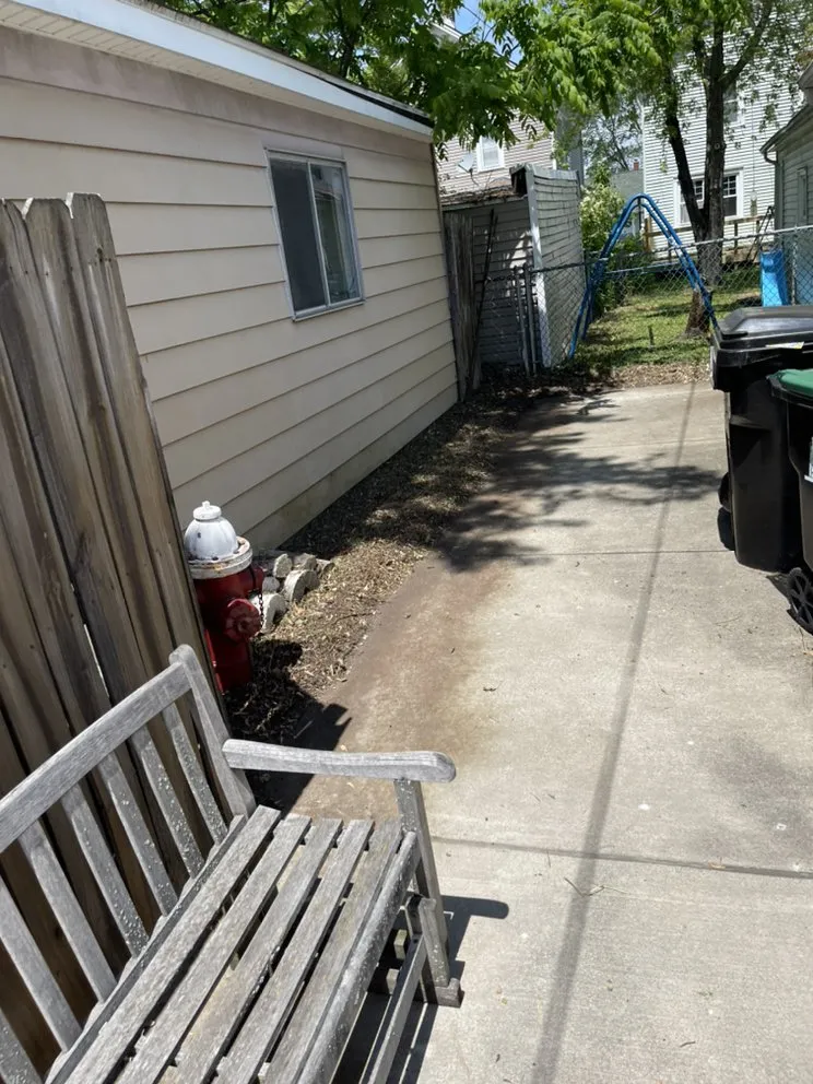 Top-rated lawn care service for residential properties in Tonawanda, NY by Weed Wackers Landscaping