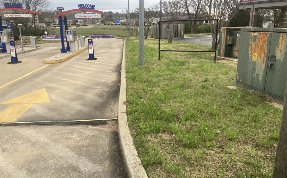 Reliable landscape design experts serving Pocola, OK - Weed Wackerz Yard Care