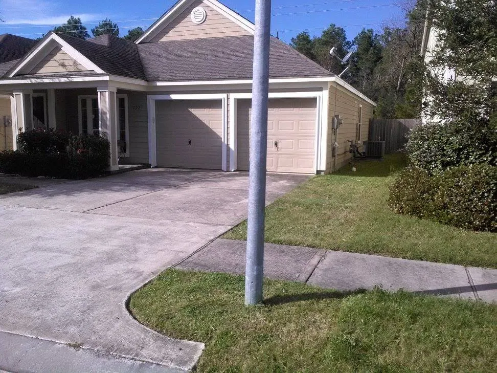 Professional outdoor landscaping in Humble, TX - Weed Whacker Lawn Care