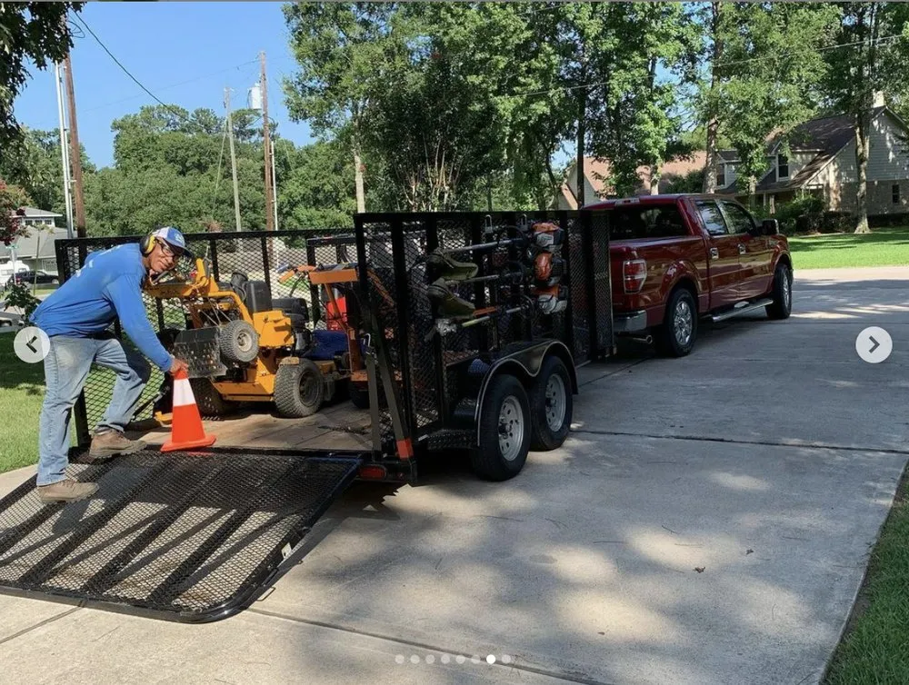 Top-rated residential landscaping for beautiful yards in Humble, TX by Weed Whacker Lawn Care