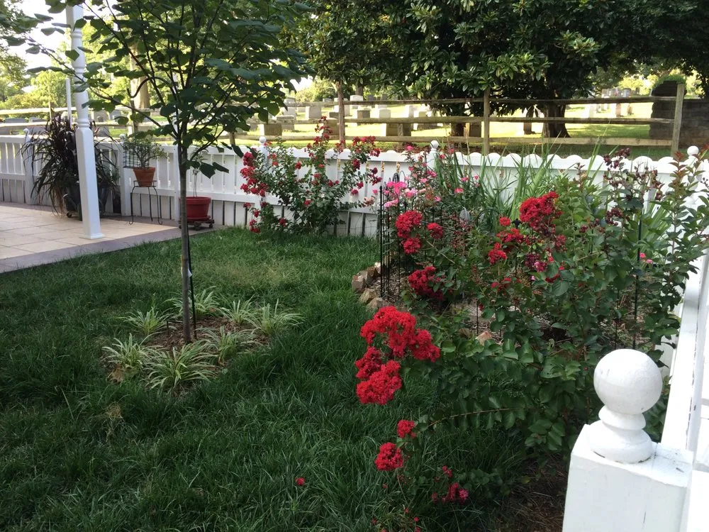 Top-rated outdoor landscaping for year-round maintenance across Lexington, VA - Weeds & Leaves