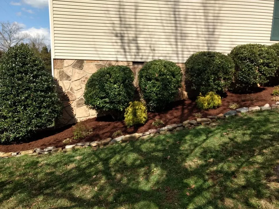 Professional landscape design experts serving Morristown, TN - Weeds-N-Things