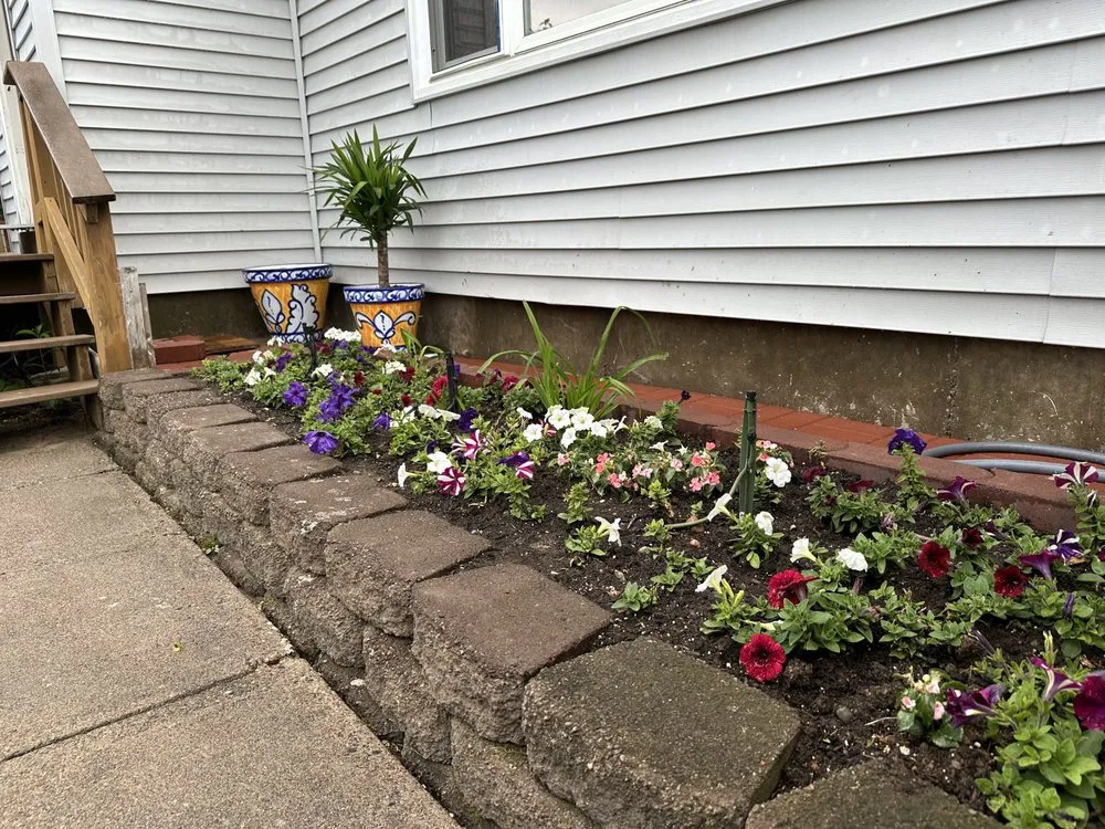 Trusted lawn care service in Rhinelander, WI - Weekend Warriors lawn and prune