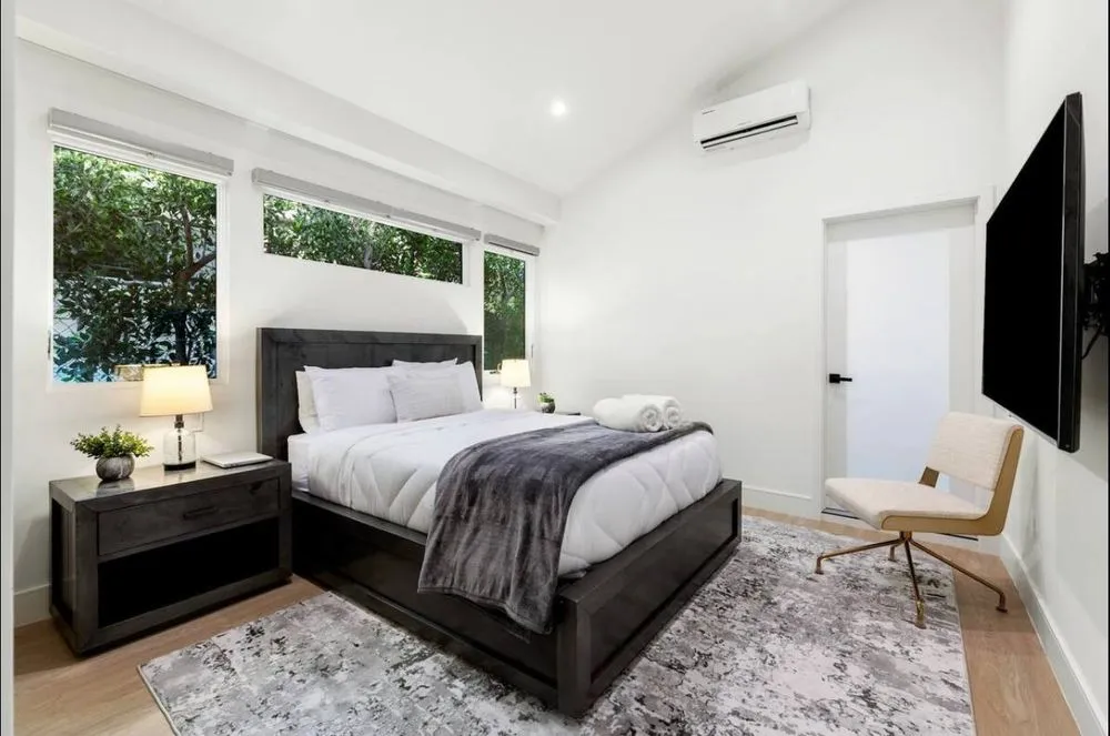 Custom landscaping services for beautiful yards across Tarzana, CA - Wefiks