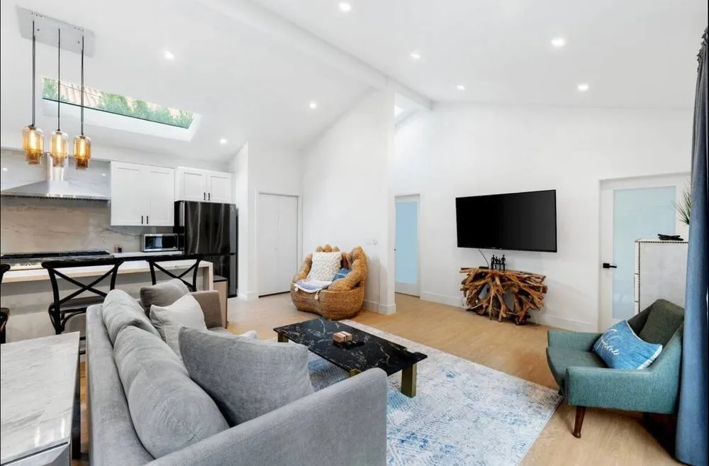 Trusted landscaping services for homes in Tarzana, CA by Wefiks