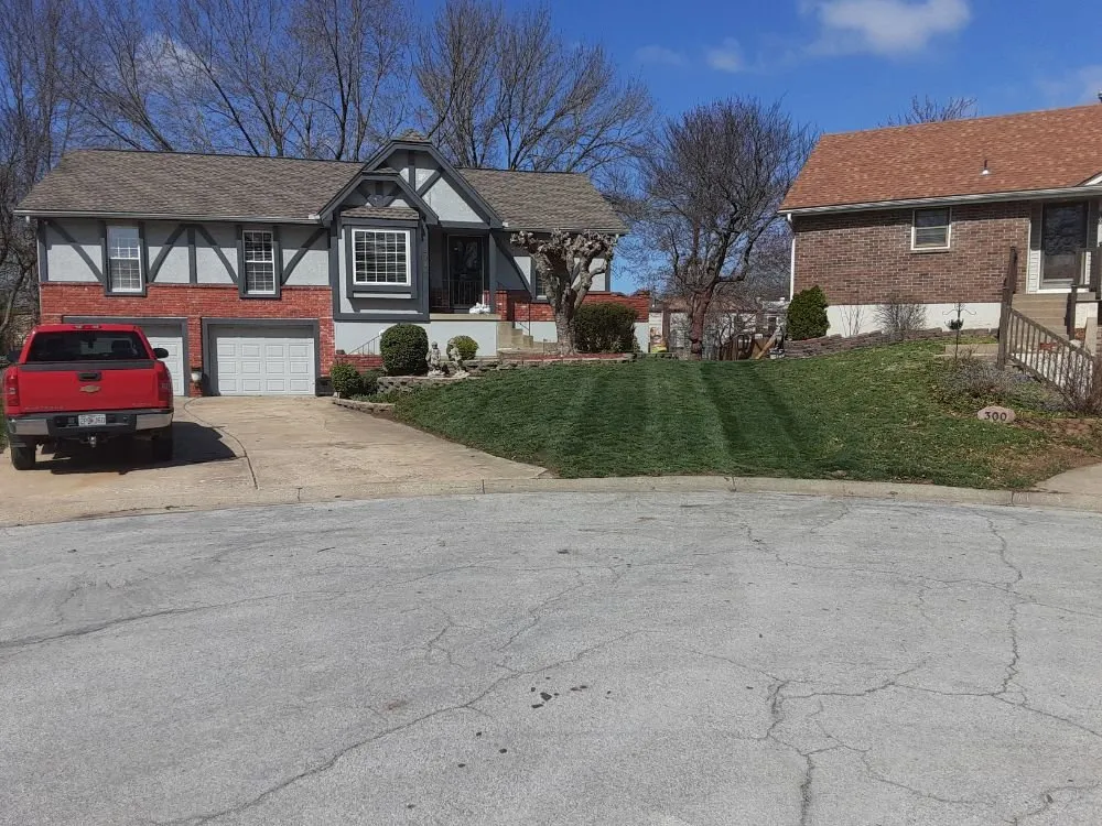 Reliable landscape design for residential properties in Raymore, MO by Weil Lawn Care