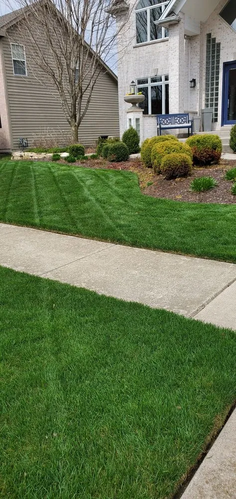 Expert garden landscaping for year-round maintenance in Carol Stream, IL by Weiss Lawn Care
