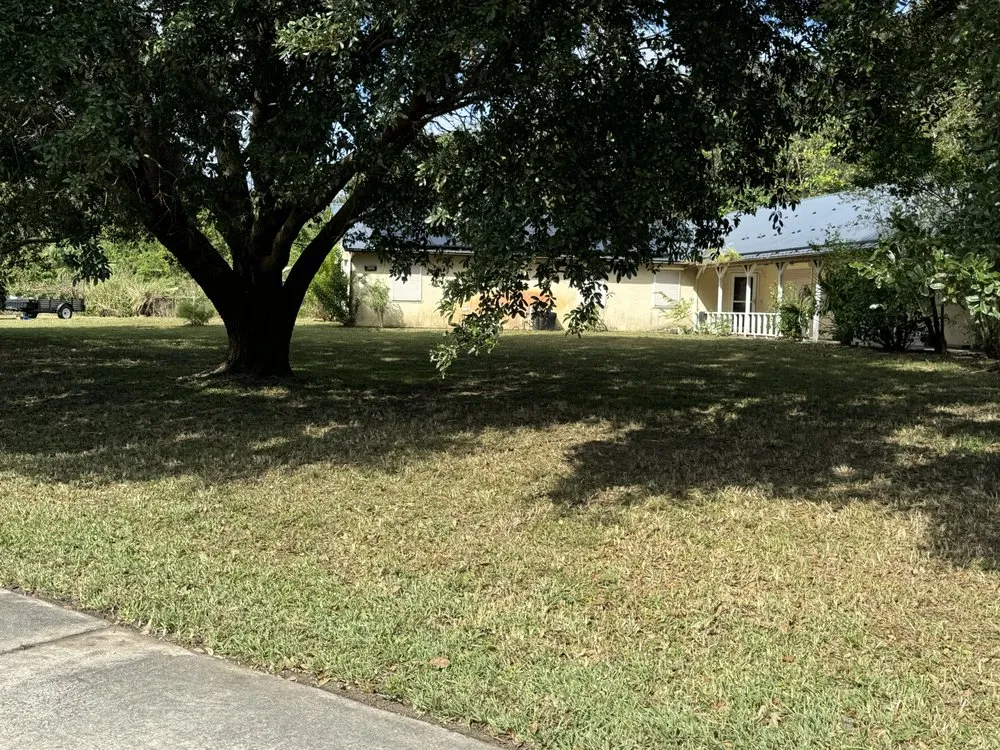 Local lawn mowing service in Titusville, FL - Weitzel Lawn Care & More