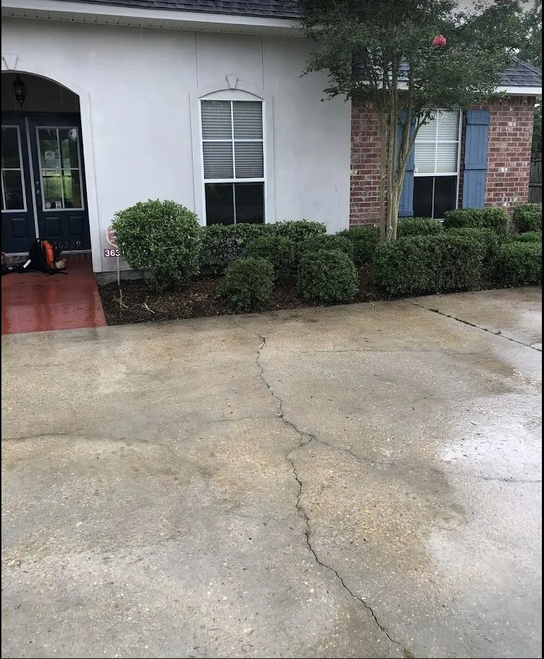 Affordable lawn care service for residential properties across Aubrey, TX - Welcome Home Landscaping & Powerwashing