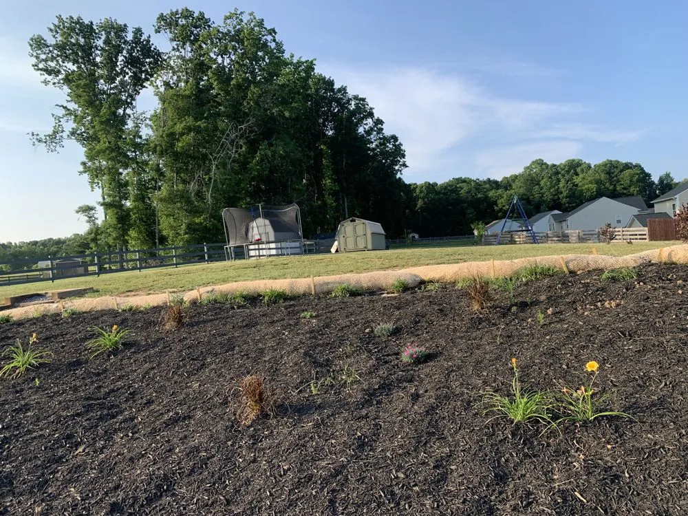 Custom lawn mowing service in Lexington, NC by Weldon property management