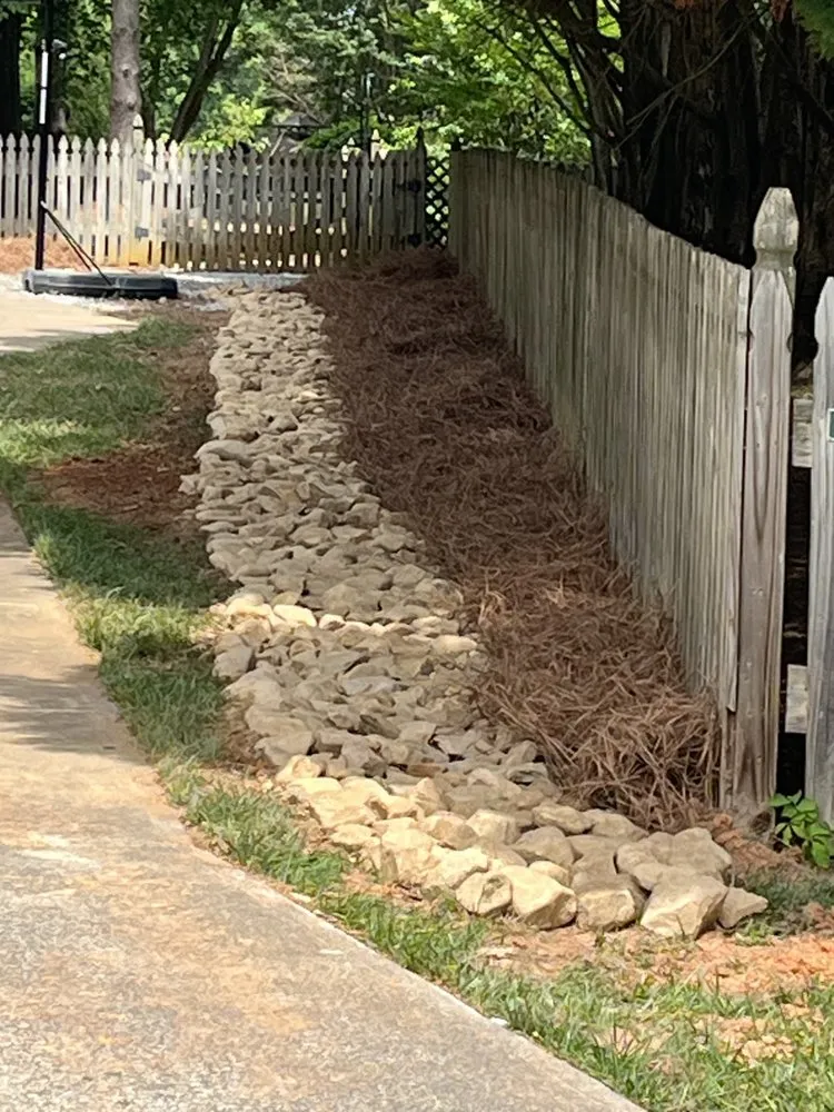 Affordable yard maintenance in Lexington, NC by Weldon Works