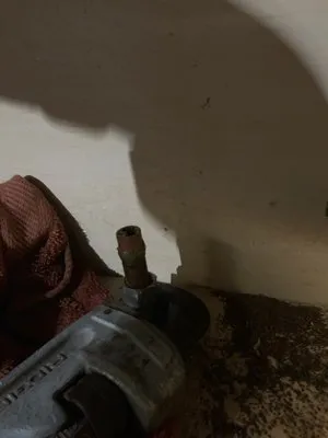 Weldon's Home Improvement Logo