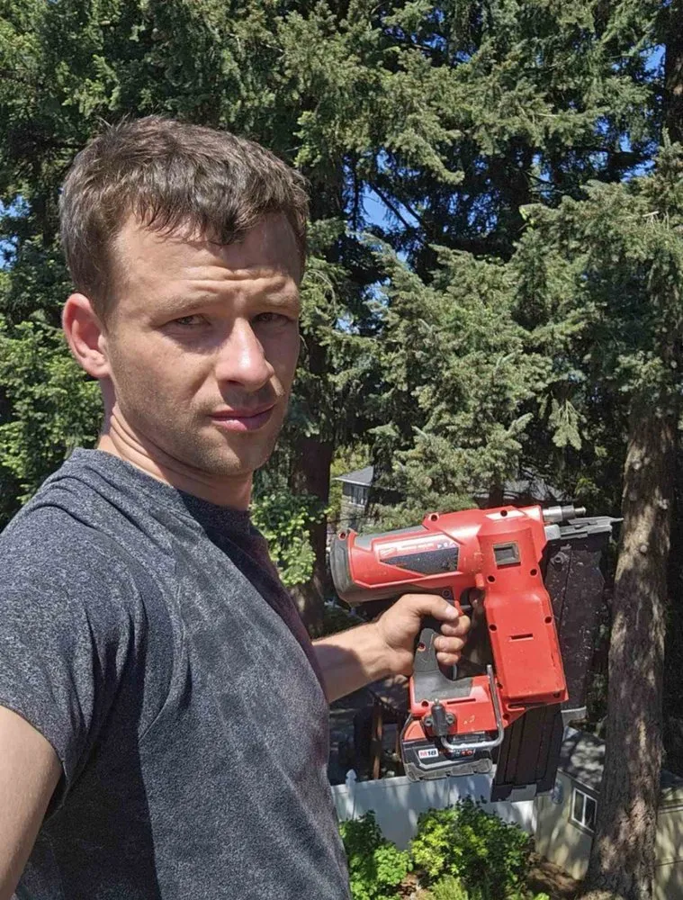 Professional lawn mowing service in Vancouver, WA by Well Groomed Yard