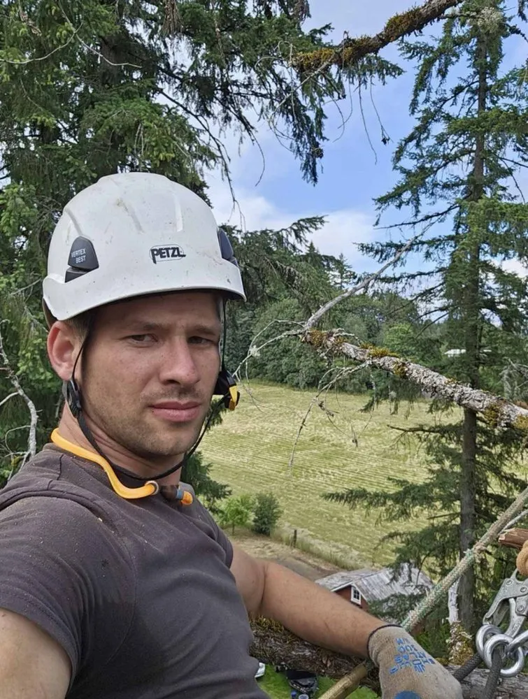 Affordable yard maintenance in Vancouver, WA - Well Groomed Yard