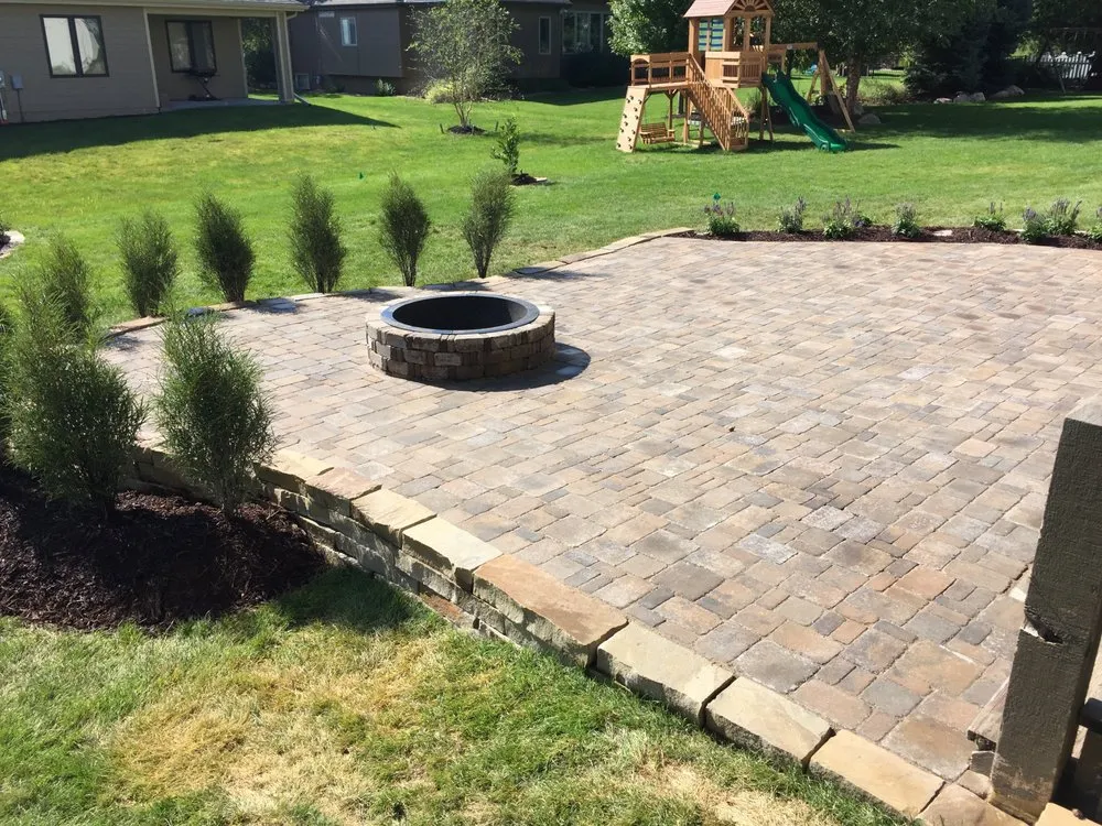 Reliable garden landscaping in Omaha, NE - Well Rooted Gardens