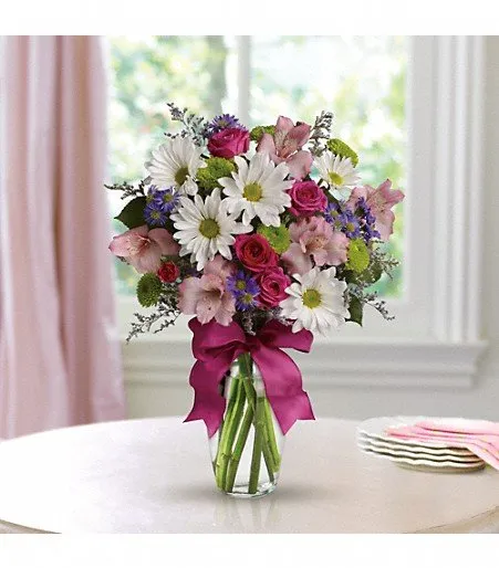 Professional yard cleanup service experts serving Sweeny, TX - Wells Florist, Nursery & Landscape