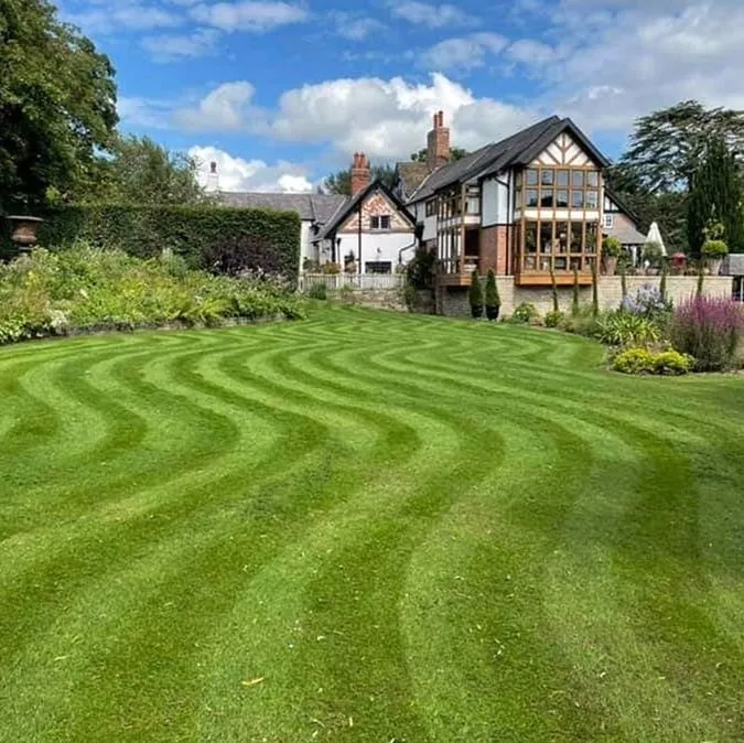 Professional garden landscaping experts serving Denver, CO - Wellshire Lawn Care