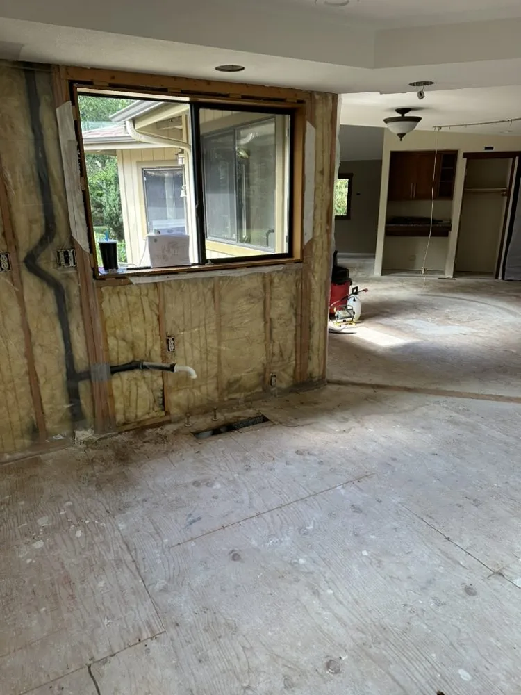 Custom landscape installation with custom design in East Wenatchee, WA by Wenatchee Curbing Service