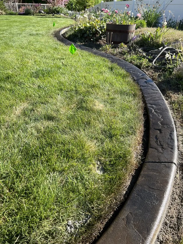 Affordable yard cleanup service for residential properties across East Wenatchee, WA - Wenatchee Curbing Service