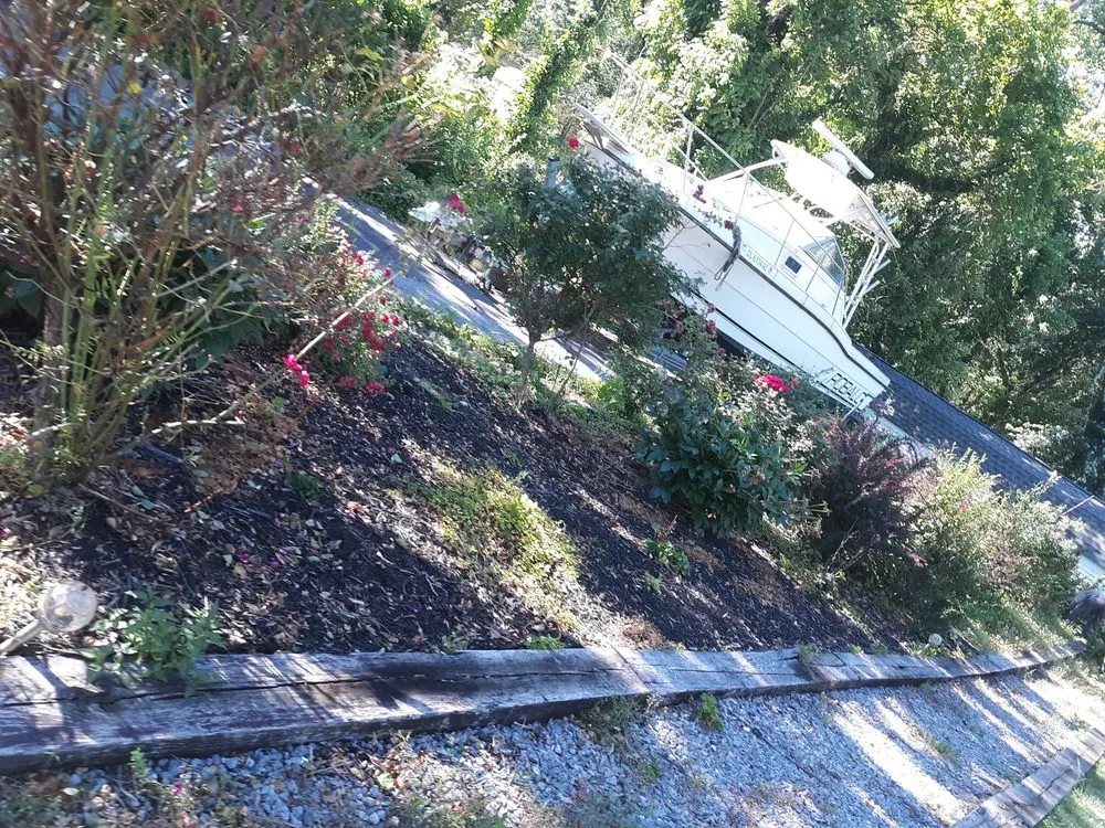 Professional yard maintenance experts serving Westminster, MD - Wes Landscaping