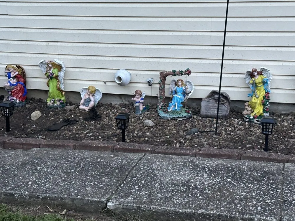 Affordable landscape design for beautiful yards across Macon, MO - Wesley's Lawn & Order And More