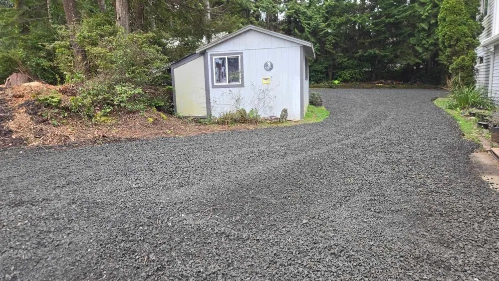 Professional outdoor landscaping in Lebanon, OR - Wesley's Tractor Service