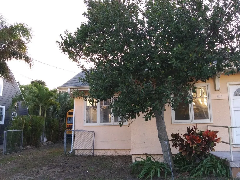 Affordable landscaping services for year-round maintenance in Port orange, FL by Wes's Lawn & Landscaping Services