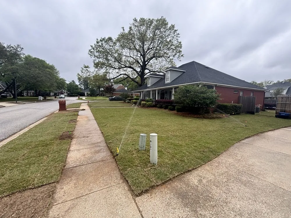 Trusted garden landscaping in Mobile, AL by West Bay Landscape& Lawn