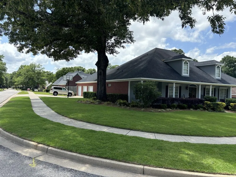 Custom landscape installation for homes in Mobile, AL by West Bay Landscape& Lawn