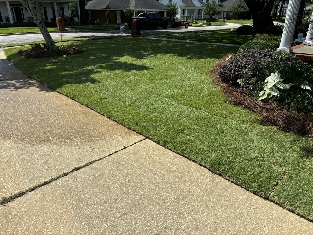 Reliable residential landscaping experts serving Mobile, AL - West Bay Landscape& Lawn