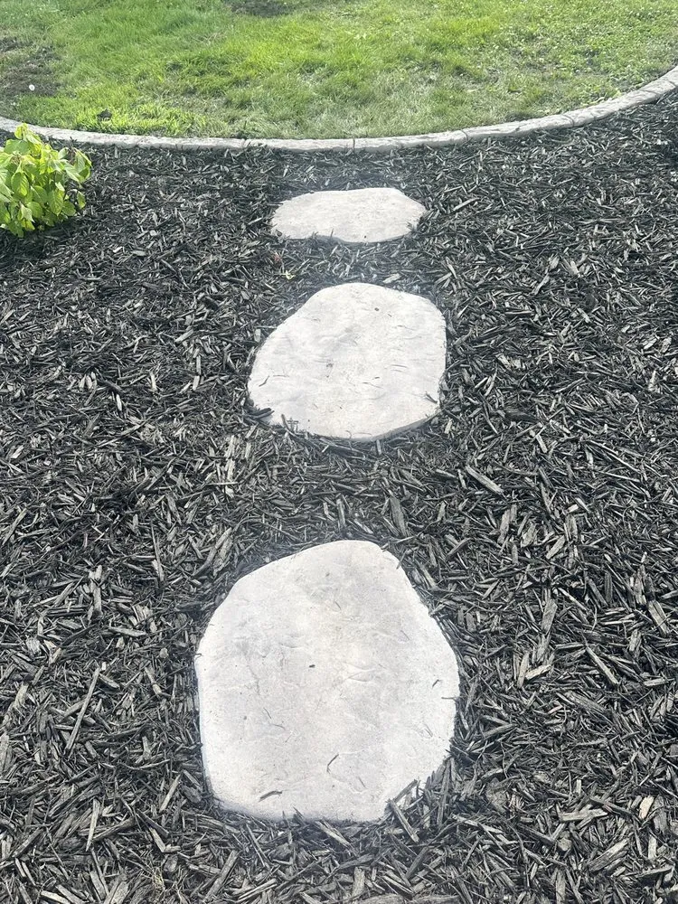 Top-rated garden landscaping experts serving Barrett, MN - West Central Decorative Curbing
