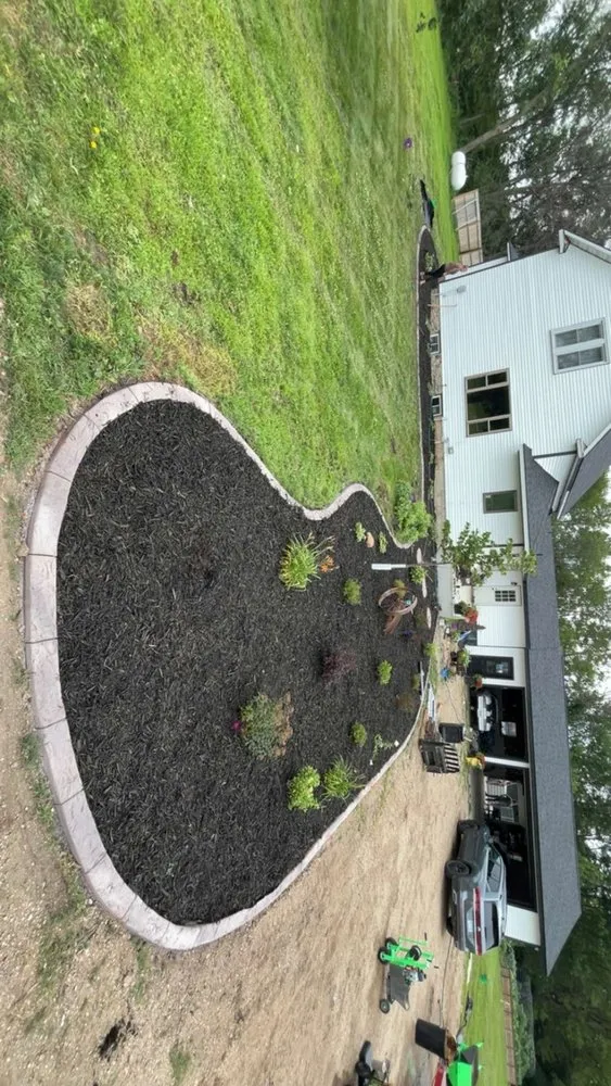 Expert landscape design experts serving Barrett, MN - West Central Decorative Curbing