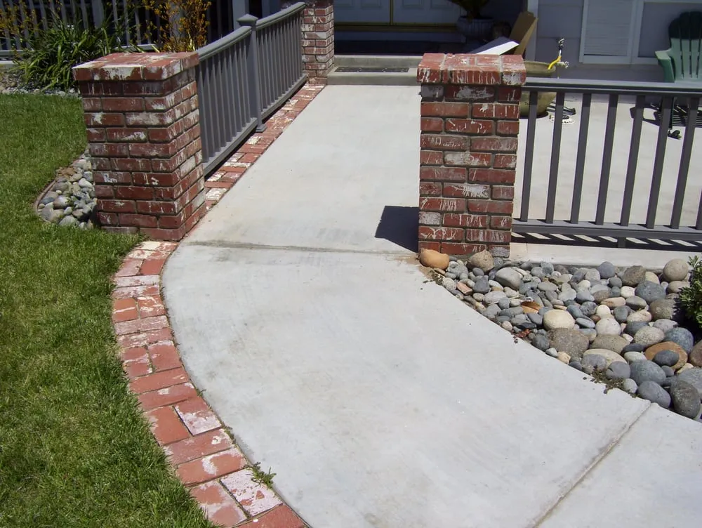 Reliable lawn care service experts serving Santa Margarita, CA - West Coast Construction and Clean Ups