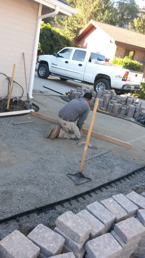 Local yard maintenance in Santa Margarita, CA by West Coast Construction and Clean Ups