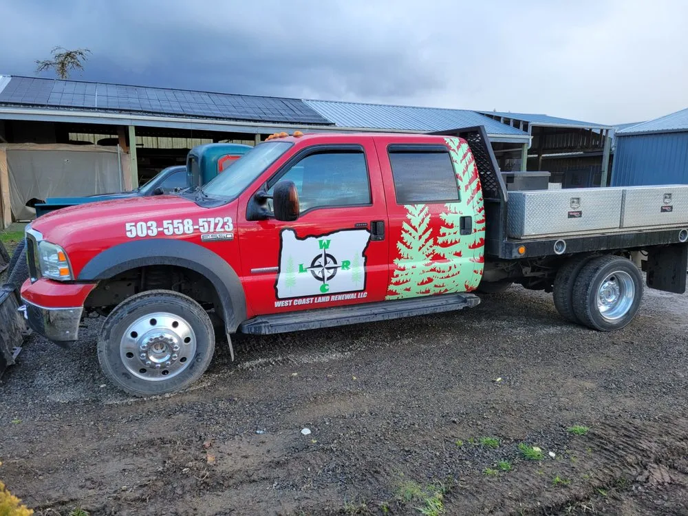 Custom residential landscaping experts serving Dayton, OR - West Coast Land Renewal