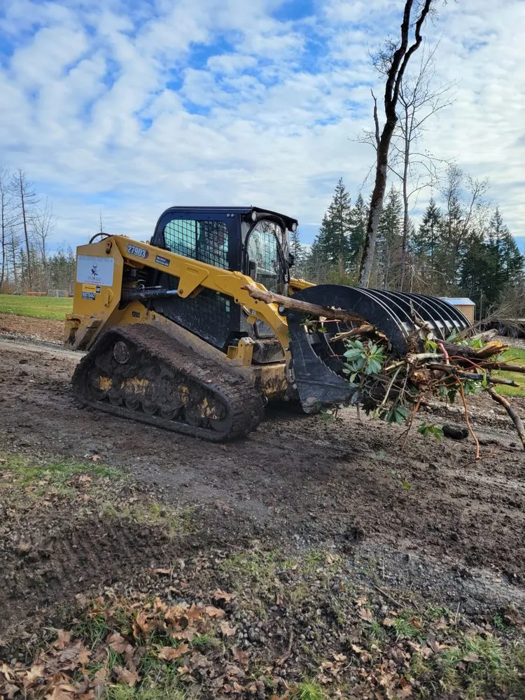 Local yard maintenance near you in Dayton, OR by West Coast Land Renewal