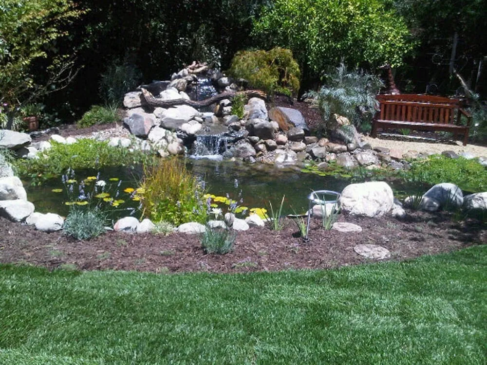 Top-rated lawn mowing service in Woodland Hills, CA by West Coast Pond