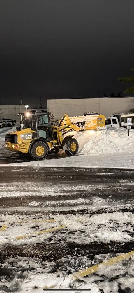 Trusted outdoor landscaping in Saint Louis, MO by West County Gardens Inc