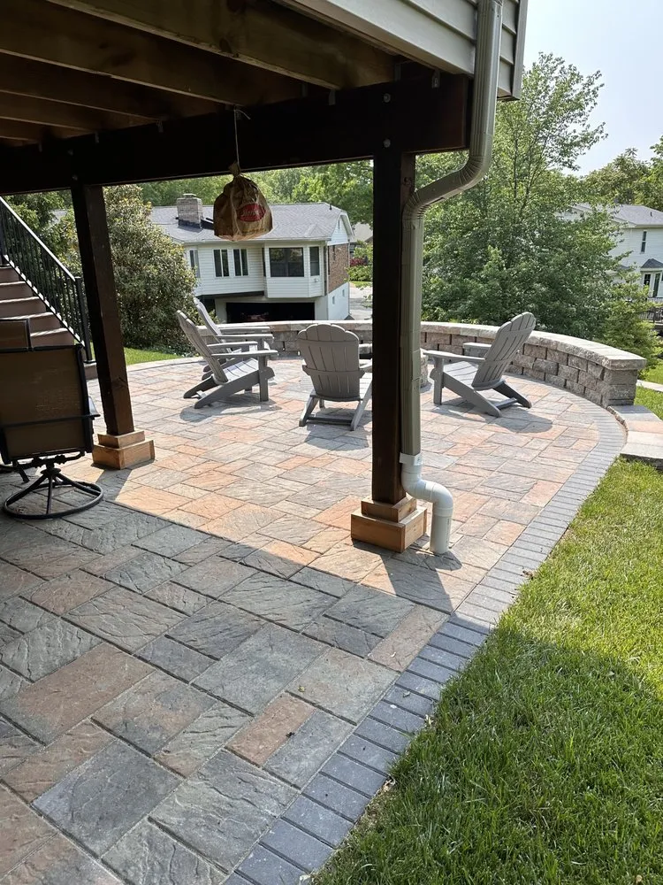 Affordable lawn mowing service in Saint Louis, MO - West County Gardens Inc