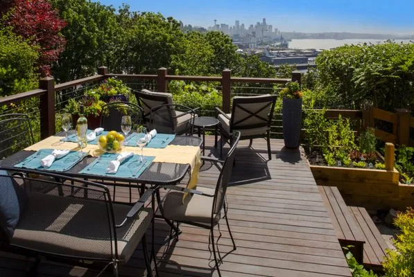 West Edge Landworks Logo