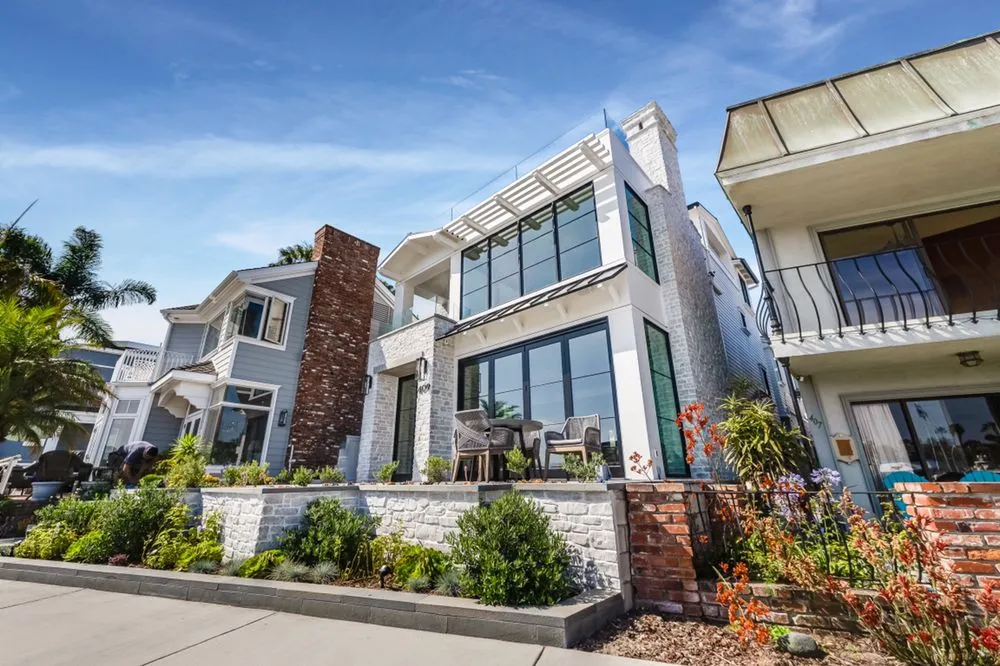 Top-rated landscape installation for year-round maintenance in Irvine, CA by West Hills Masonry