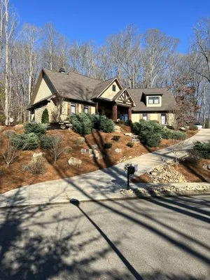 West Knox Lawn And Landscape