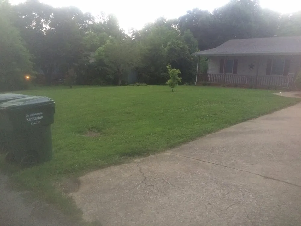 Local outdoor landscaping for residential properties in Madisonville, KY by West Ky Lawn Pro