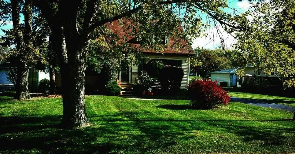Reliable residential landscaping in Schererville, IN by West Lake Properties