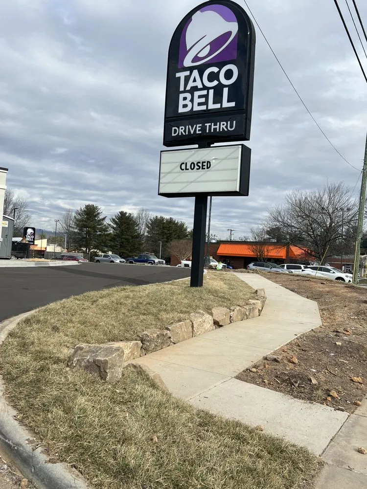 Local residential landscaping with custom design in Asheville, NC by West Landscaping