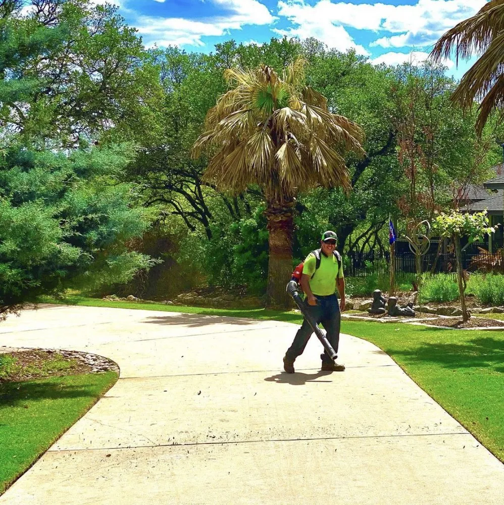 Trusted outdoor landscaping experts serving Lakeway, TX - West Pro Lawns
