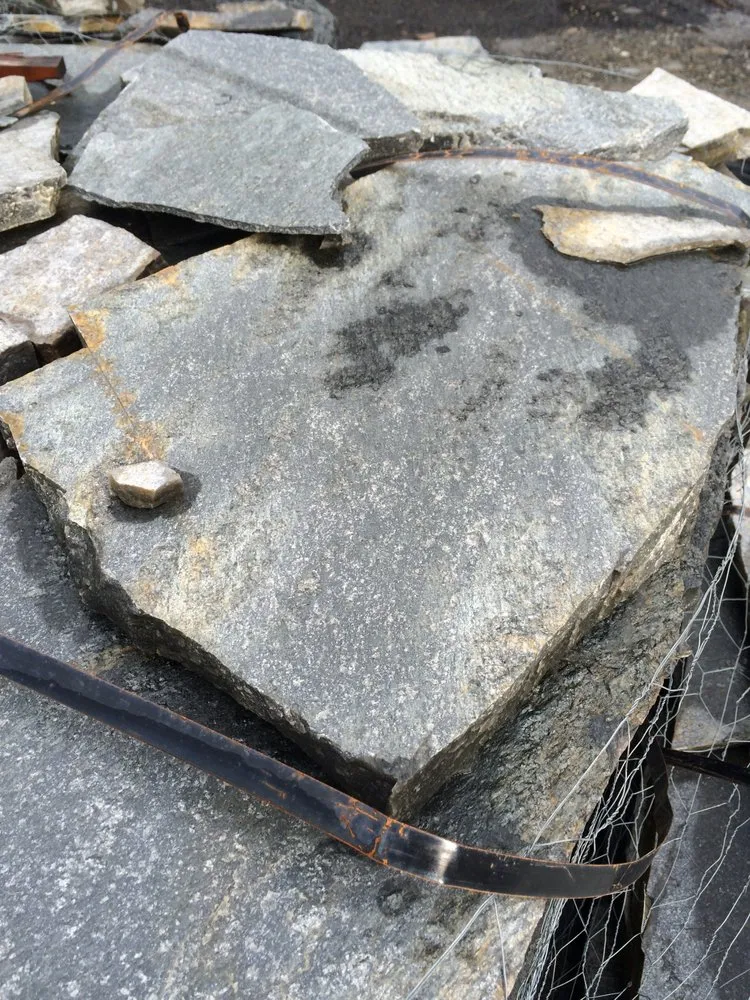 Custom lawn care service in Seattle, WA - West Seattle Landscape & Stone Supply